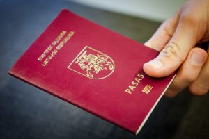 get dual Lithuanian passport